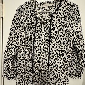 LOFT Black and White Heart Print Blouse